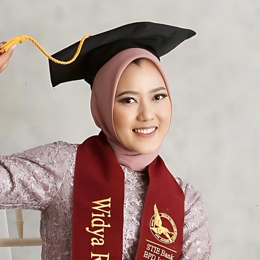 Widya Rahmandini, S.Ak