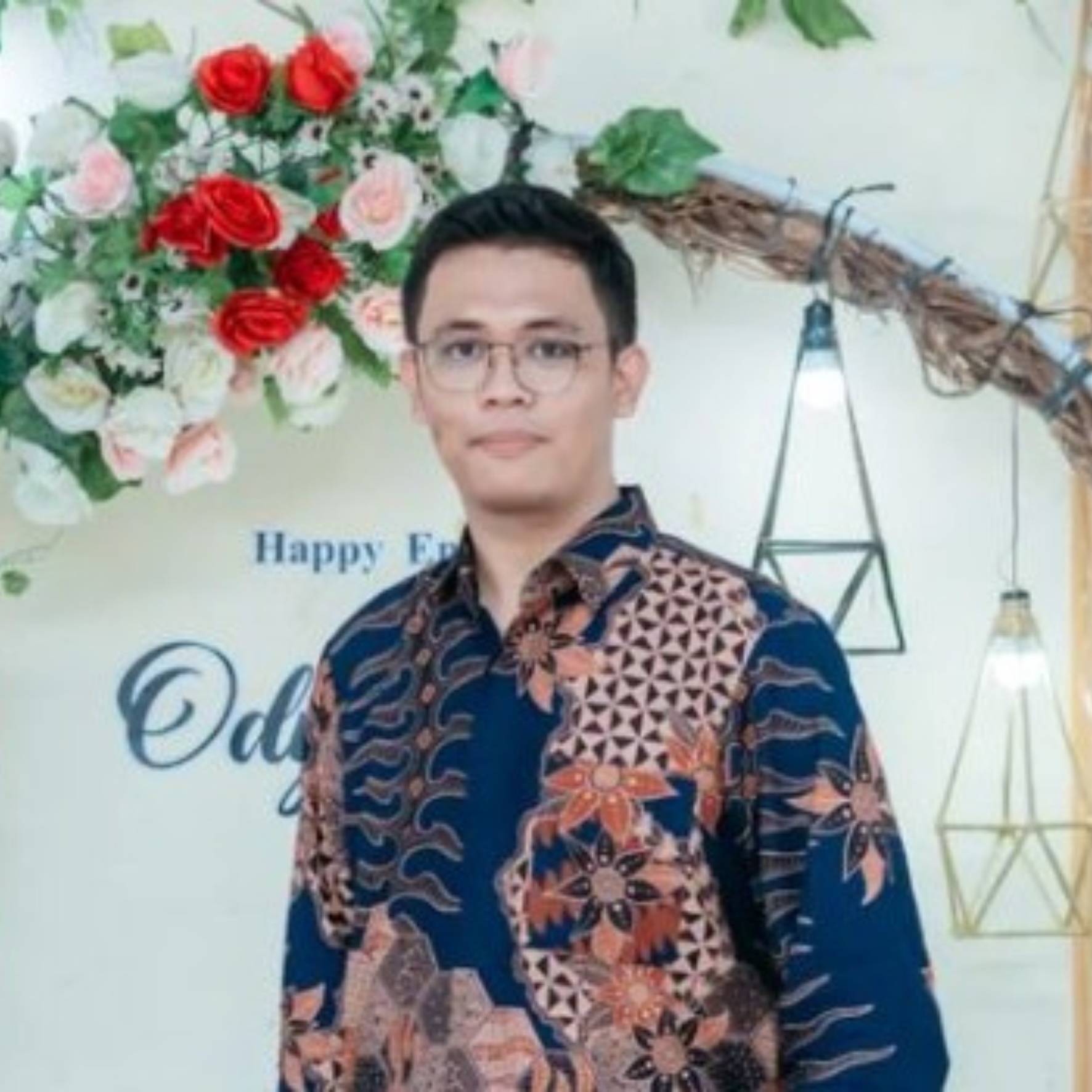 Ody Andika R., S.M